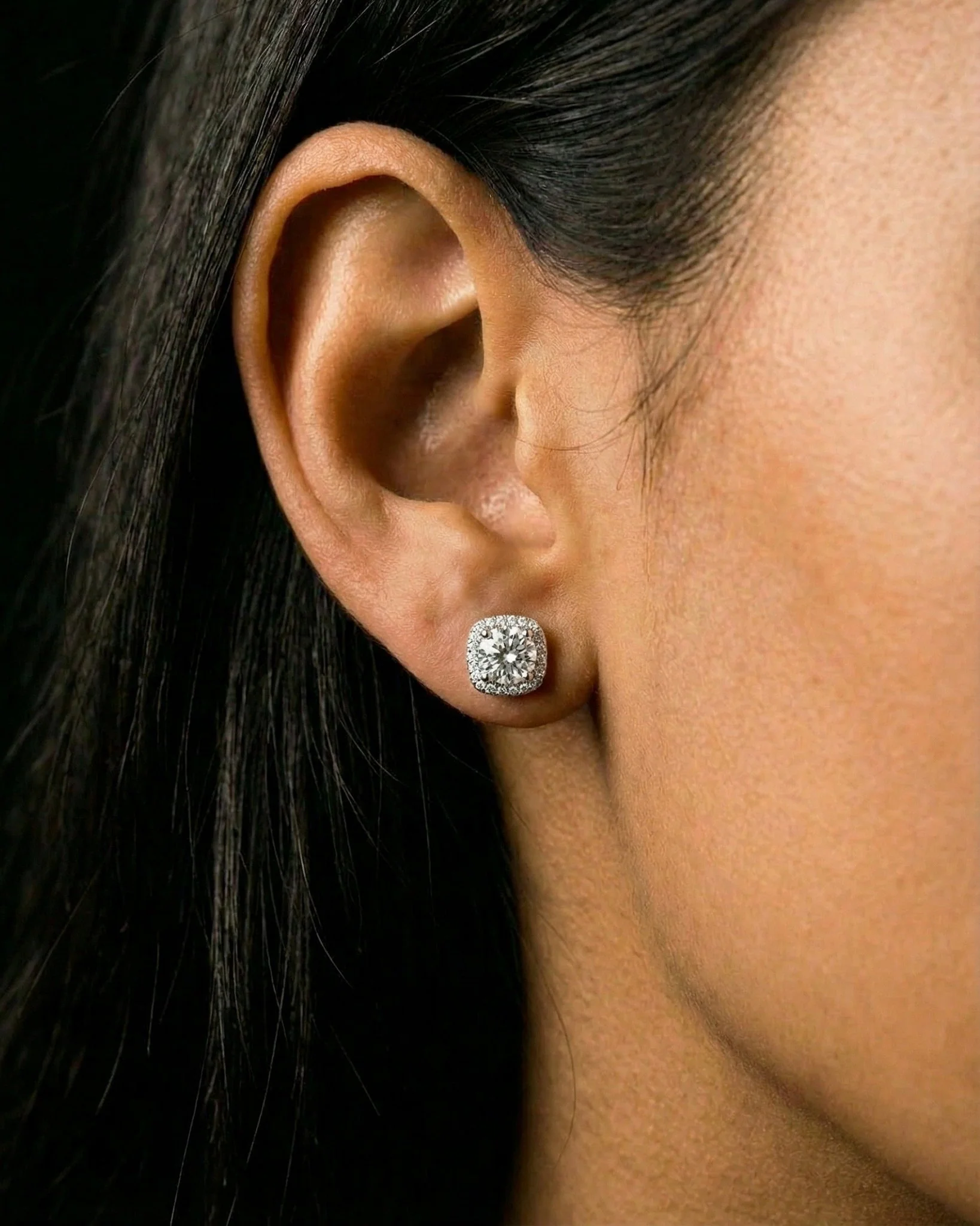 MOISSANITE HALO EARRINGS. - Image 3